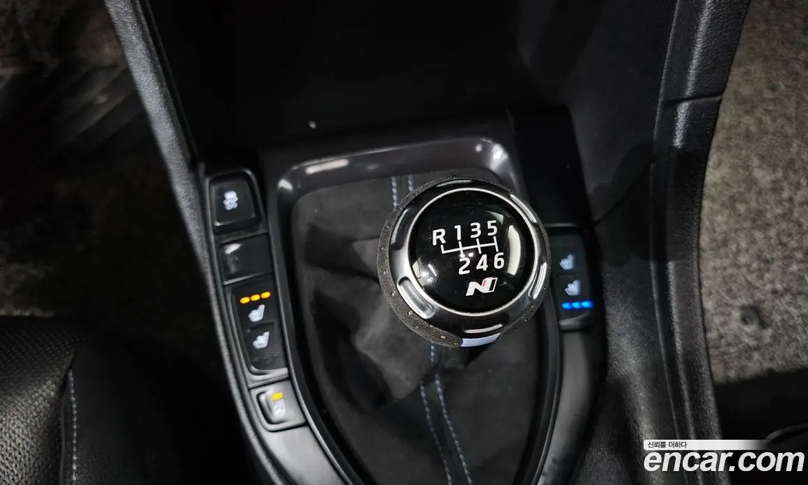 Hyundai Veloster 2018 2.0 МКПП, фото 12