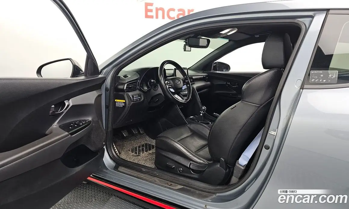 Hyundai Veloster 2018 2.0 МКПП, фото 13