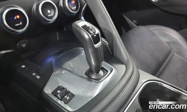 Jaguar E-Pace 2018 2.0 АКПП, миниатюра 9 Jaguar E-Pace 2018 2.0 АКПП, миниатюра 9