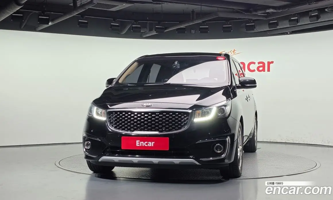 Kia Carnival 2018 2.2 АКПП, фото 3