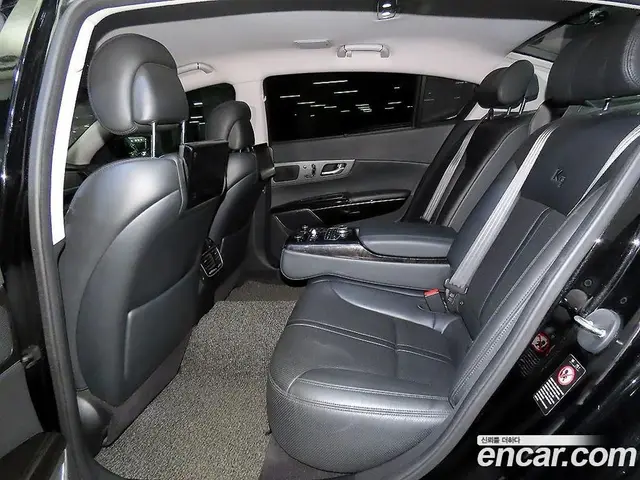 Kia K9 2014 3.3 АКПП, миниатюра 7 Kia K9 2014 3.3 АКПП, миниатюра 7