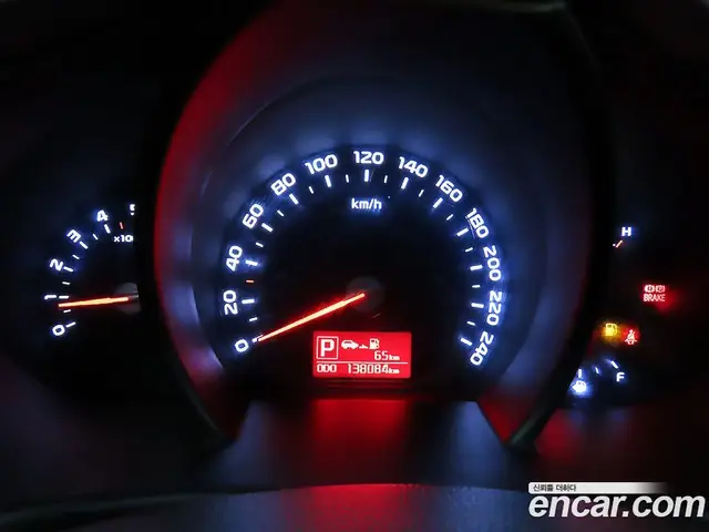 Kia Sportage 2015 2.0 АКПП, миниатюра 5 Kia Sportage 2015 2.0 АКПП, миниатюра 5
