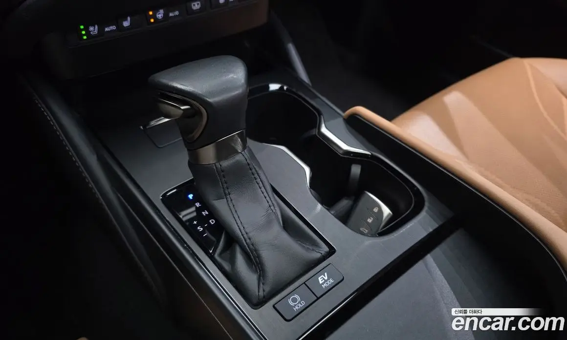 Lexus ES 2022 2.5 АКПП, фото 12