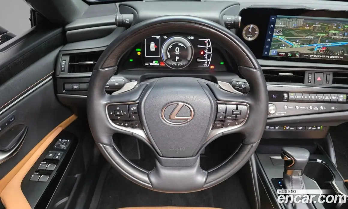 Lexus ES 2022 2.5 АКПП, фото 20