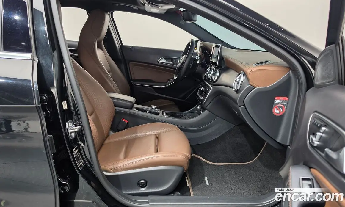 Mercedes-Benz GLA-Class 2018 2.0 АКПП, фото 16
