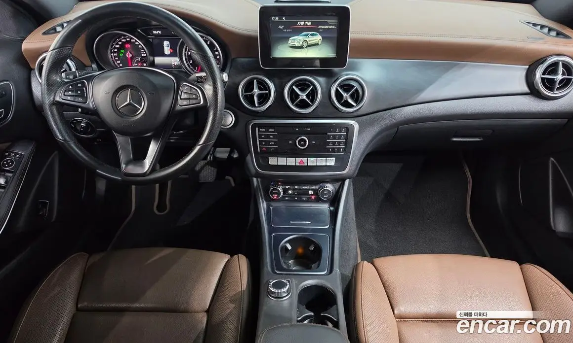 Mercedes-Benz GLA-Class 2018 2.0 АКПП, фото 10