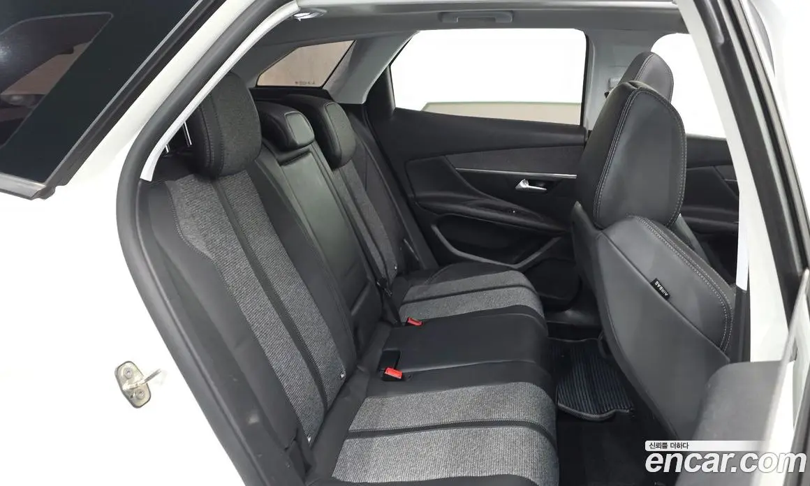 Peugeot 3008 2018 1.6 АКПП, фото 11
