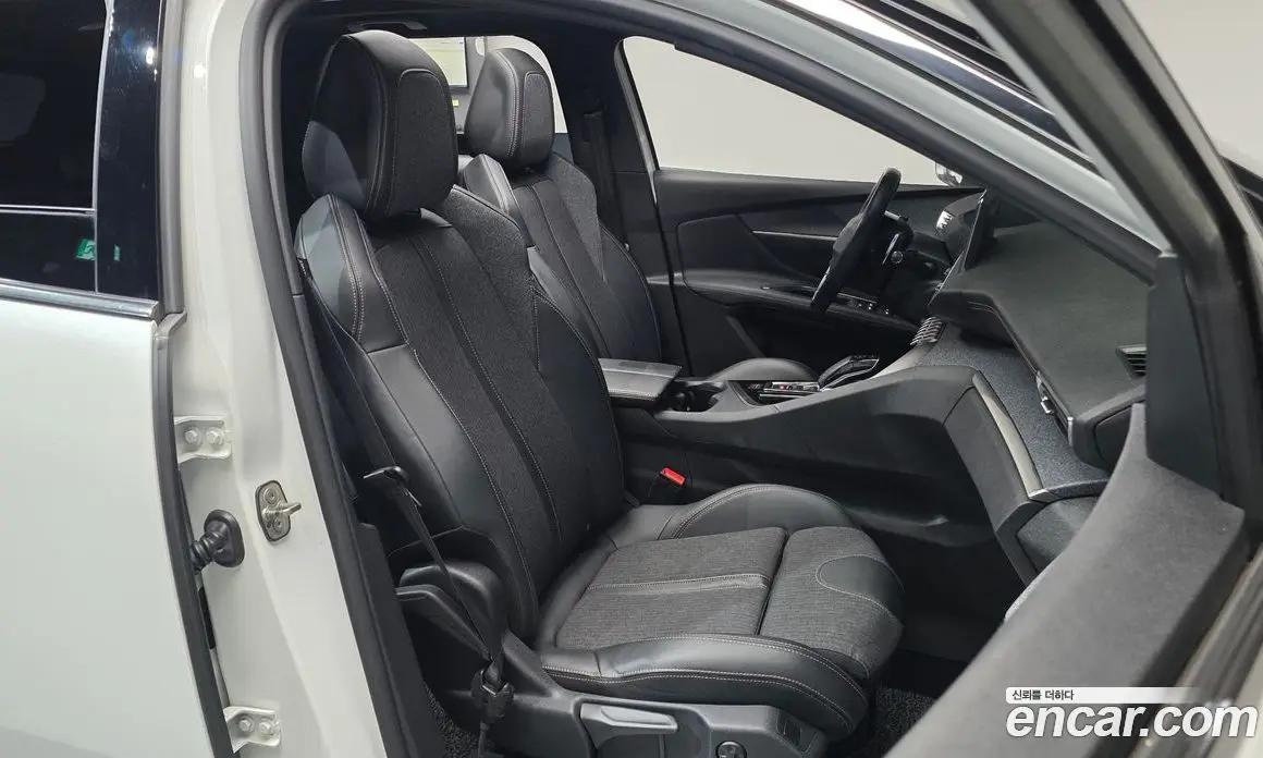 Peugeot 3008 2019 1.5 АКПП, фото 15