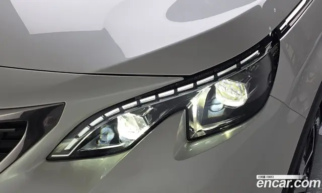 Peugeot 3008 2019 1.5 АКПП, миниатюра 7