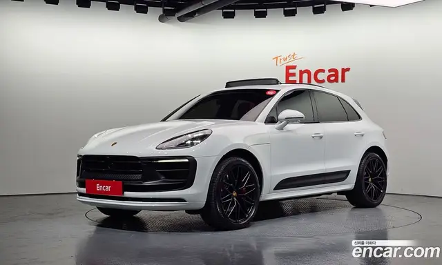 Porsche Macan, 2023, 9 403 км