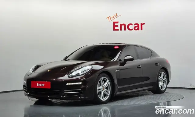 Porsche Panamera, 2013, 124 134 км