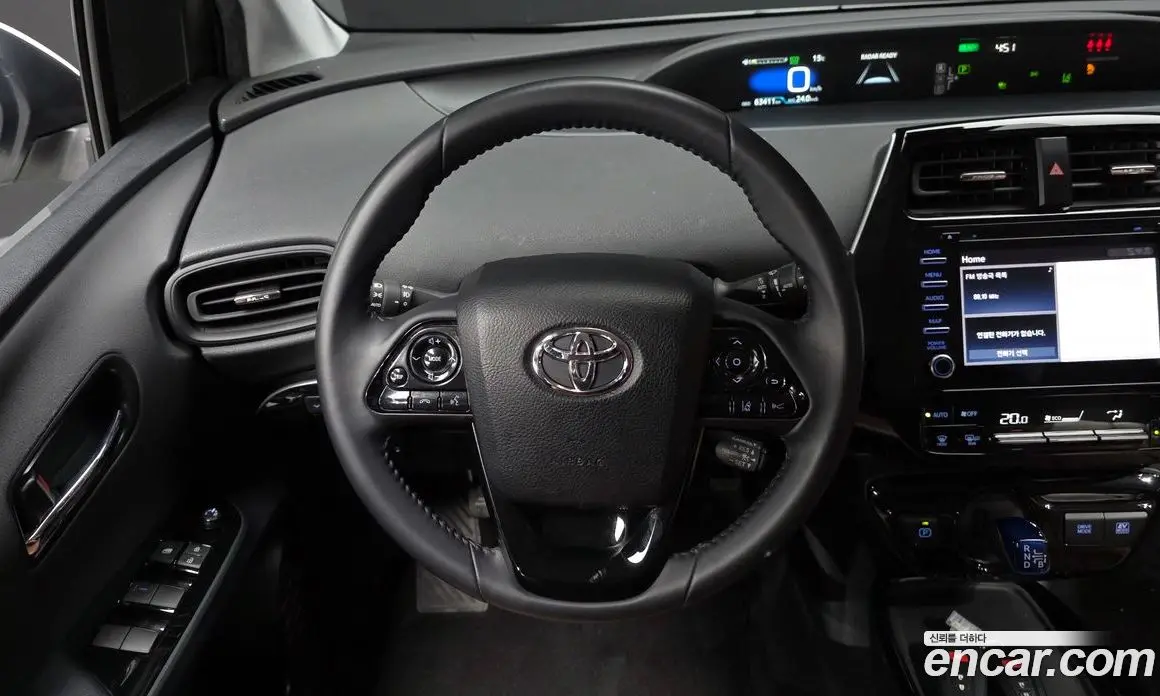 Toyota Prius 2021 1.8 АКПП, фото 13