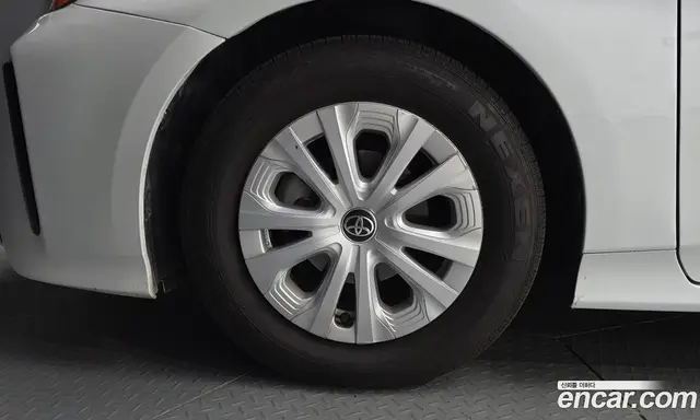 Toyota Prius 2021 1.8 АКПП, миниатюра 5