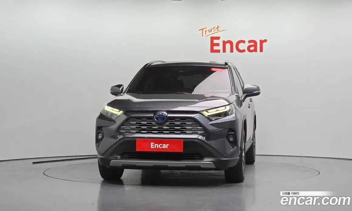 Toyota RAV4 2022 2.5 АКПП, фото 2 Toyota RAV4 2022 2.5 АКПП, фото 2