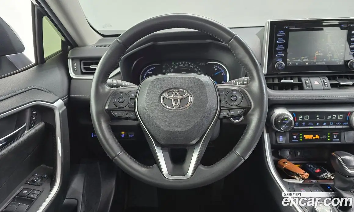 Toyota RAV4 2022 2.5 АКПП, фото 18 Toyota RAV4 2022 2.5 АКПП, фото 18