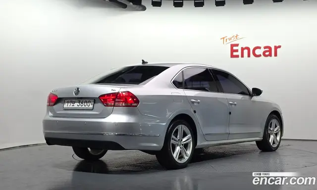 Volkswagen Passat 2014 2.0 АКПП, миниатюра 2 Volkswagen Passat 2014 2.0 АКПП, миниатюра 2