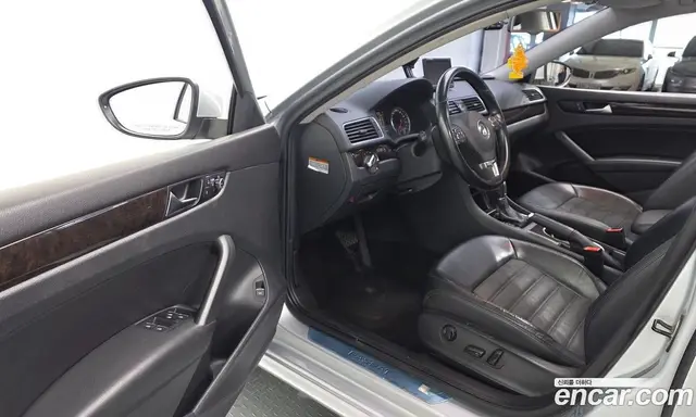 Volkswagen Passat 2014 2.0 АКПП, миниатюра 10 Volkswagen Passat 2014 2.0 АКПП, миниатюра 10