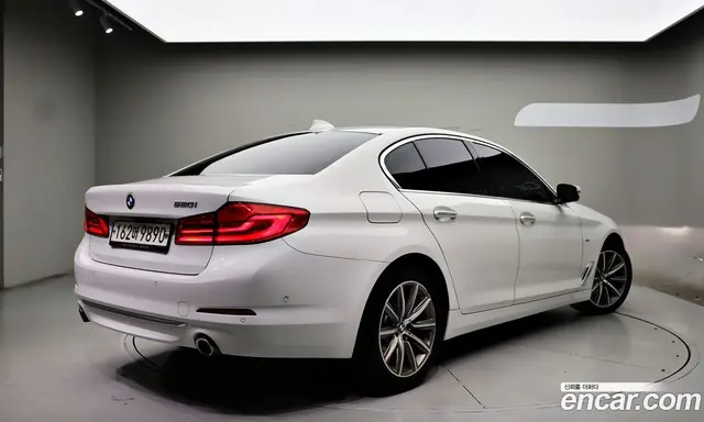 BMW 5 серия 2018 2.0 АКПП, миниатюра 2 BMW 5 серия 2018 2.0 АКПП, миниатюра 2