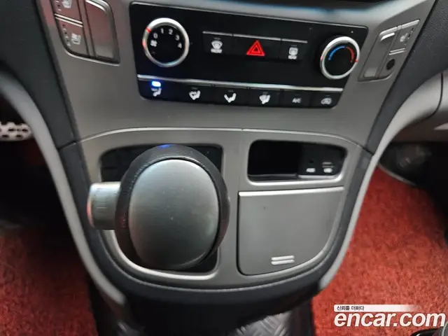 Hyundai Starex 2016 2.5 АКПП, миниатюра 9