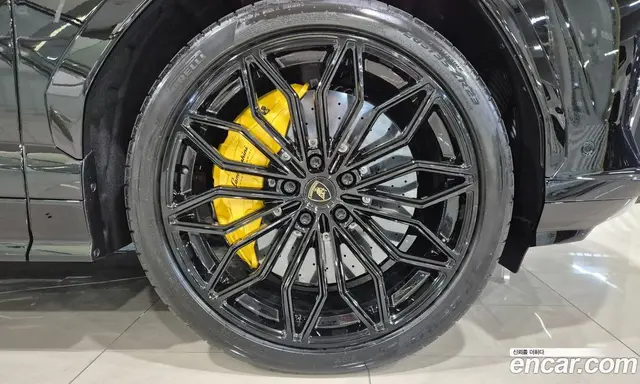 Lamborghini Urus 2026 4.0 АКПП, миниатюра 5