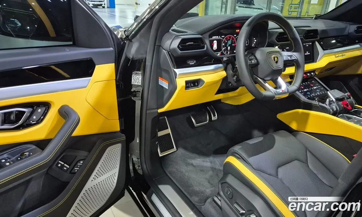 Lamborghini Urus 2026 4.0 АКПП, фото 10