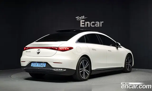 Mercedes-Benz EQE 2023 0.3 АКПП, миниатюра 2