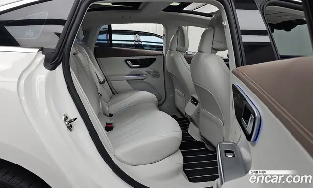 Mercedes-Benz EQE 2023 0.3 АКПП, миниатюра 12