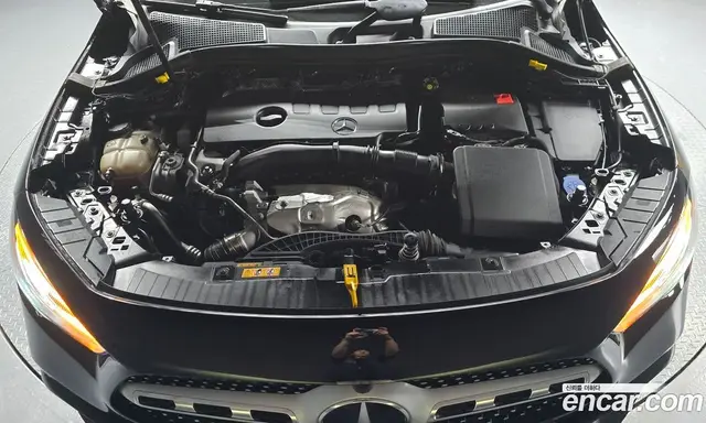 Mercedes-Benz GLA-Class 2020 2.0 АКПП, миниатюра 5 Mercedes-Benz GLA-Class 2020 2.0 АКПП, миниатюра 5