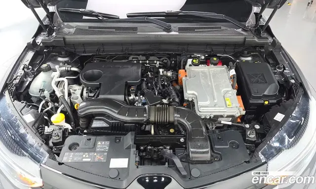 Renault (Samsung) Arkana 2024 1.6 АКПП, миниатюра 6 Renault (Samsung) Arkana 2024 1.6 АКПП, миниатюра 6