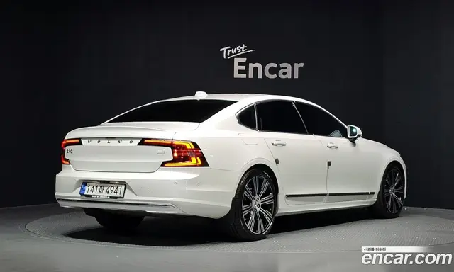 Volvo S90 2022 2.0 АКПП, миниатюра 2 Volvo S90 2022 2.0 АКПП, миниатюра 2