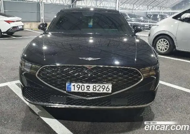Genesis G90, 2022, 125 612 км