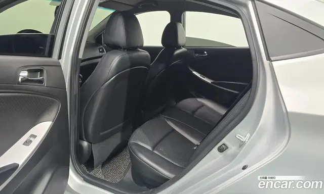 Hyundai Accent 2012 1.6 АКПП, миниатюра 11