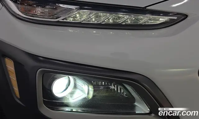 Hyundai Kona 2019 1.6 АКПП, миниатюра 8 Hyundai Kona 2019 1.6 АКПП, миниатюра 8