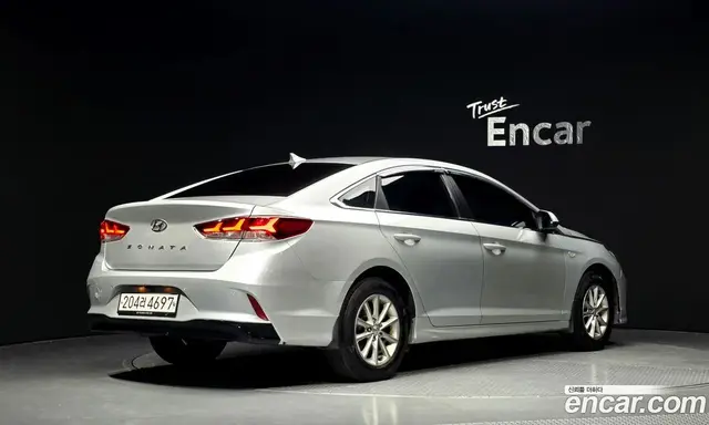 Hyundai Sonata 2018 2.0 АКПП, миниатюра 2