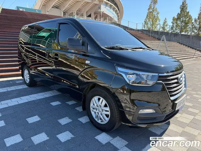 Hyundai Starex 2018 2.5 АКПП, миниатюра 3