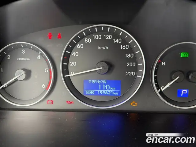 Hyundai Starex 2018 2.5 АКПП, миниатюра 10