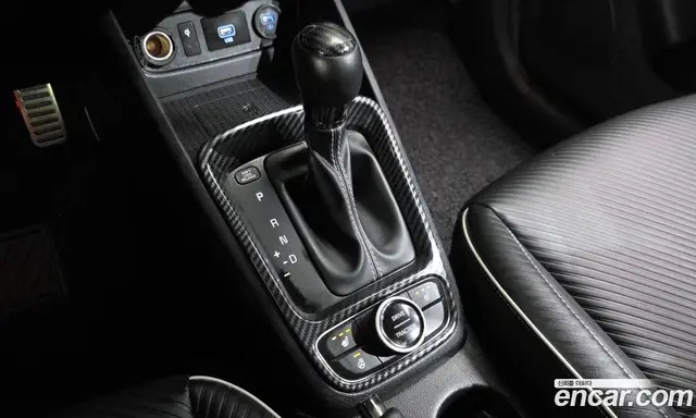 Hyundai Venue 2019 1.6 АКПП, миниатюра 9