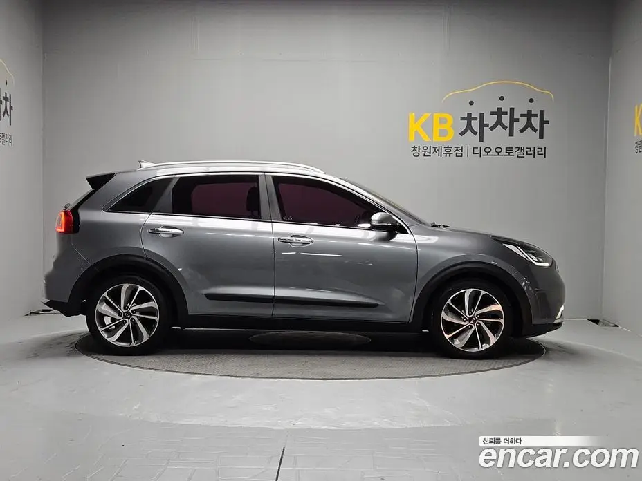 Kia Niro 2017 1.6 АКПП, фото 3