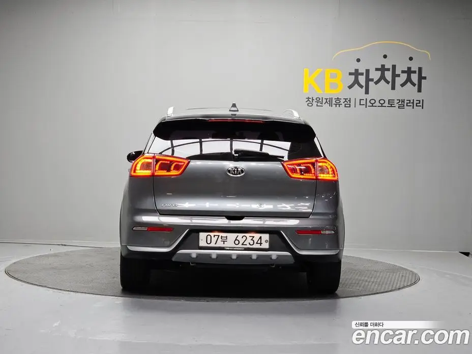 Kia Niro 2017 1.6 АКПП, фото 4