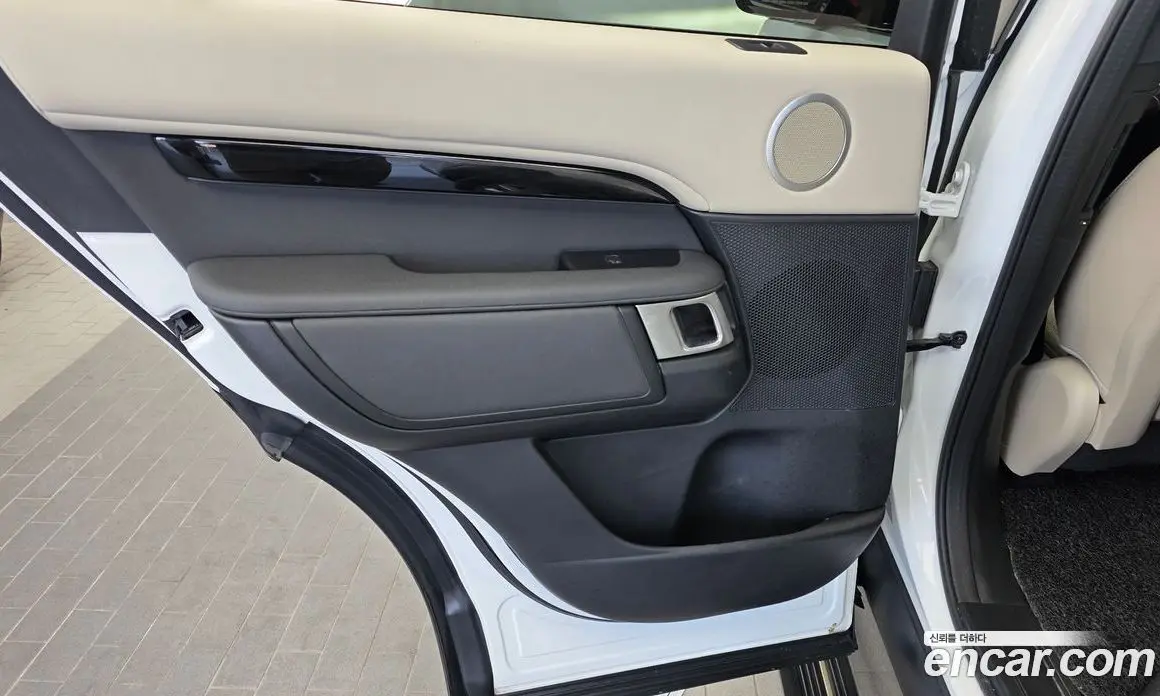 Land Rover Discovery 2020 2.0 АКПП, фото 15