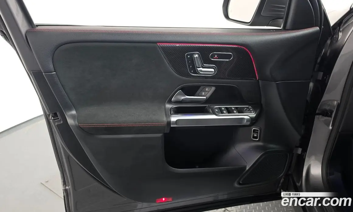 Mercedes-Benz GLB-Class 2021 2.0 АКПП, фото 14