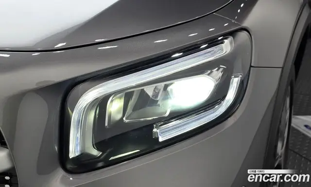 Mercedes-Benz GLB-Class 2021 2.0 АКПП, миниатюра 8