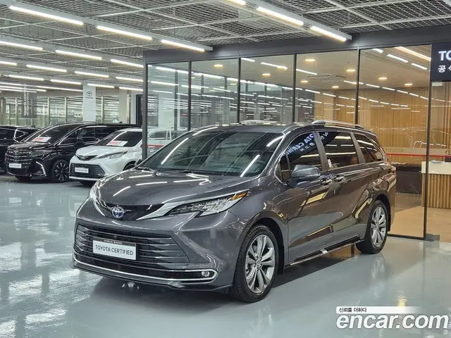 Toyota Sienna, 2025, 2 222 км