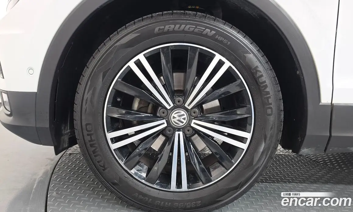 Volkswagen Tiguan 2020 2.0 АКПП, фото 5