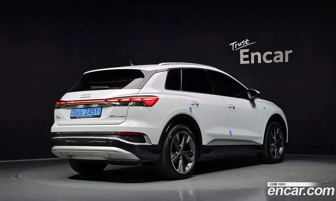 Audi Q4 e-tron 2022 0.2 АКПП, фото 2 Audi Q4 e-tron 2022 0.2 АКПП, фото 2