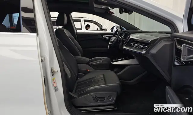 Audi Q4 e-tron 2022 0.2 АКПП, миниатюра 11 Audi Q4 e-tron 2022 0.2 АКПП, миниатюра 11