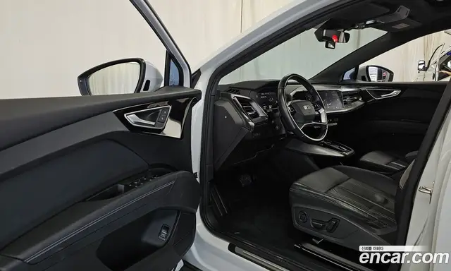 Audi Q4 e-tron 2022 0.2 АКПП, миниатюра 10 Audi Q4 e-tron 2022 0.2 АКПП, миниатюра 10