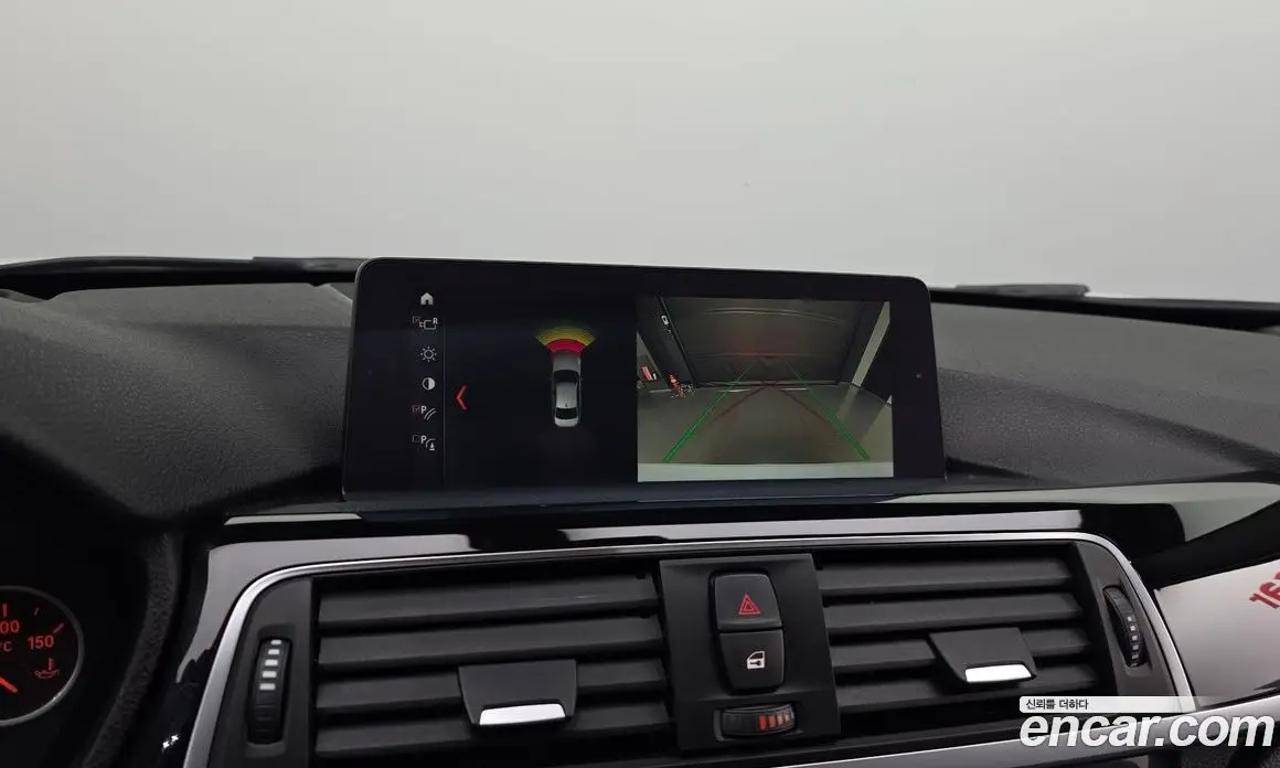 BMW 3 серия 2017 2.0 АКПП, фото 15