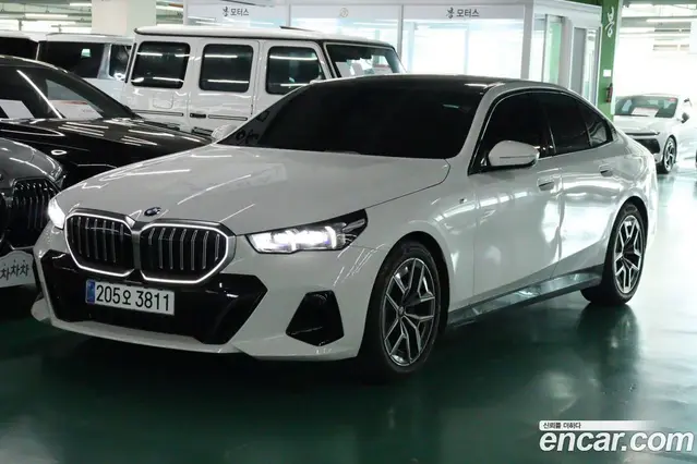 BMW 5 серия, 2024, 25 357 км