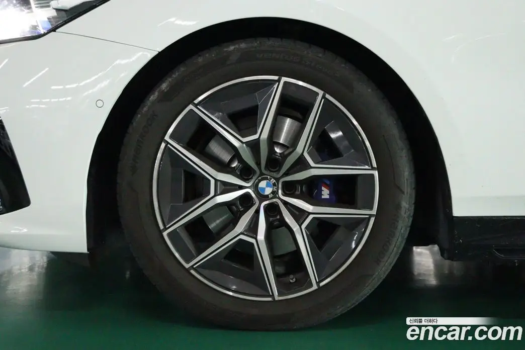 BMW 5 серия 2024 2.0 АКПП, фото 12